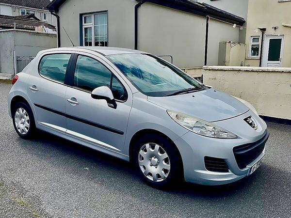 Peugeot 207 Hatchback, Petrol, 2010, Silver