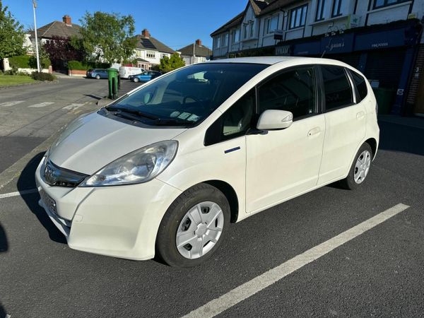 Honda Fit Hatchback, Petrol Hybrid, 2012, White