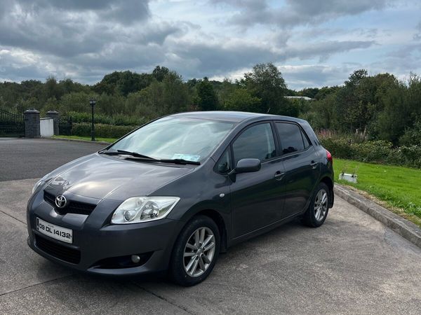 Toyota Auris Hatchback, Diesel, 2009, Grey