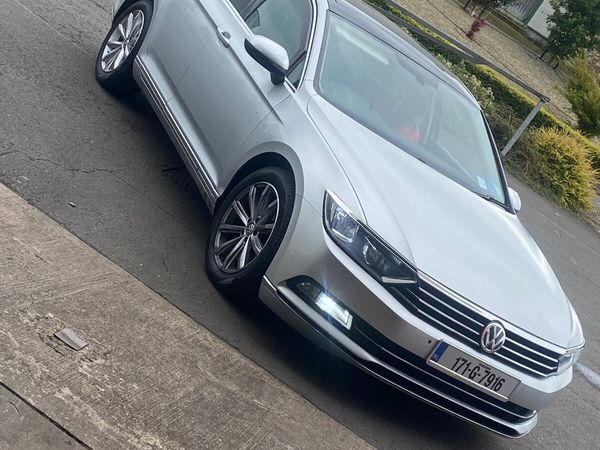 Volkswagen Passat Saloon, Diesel, 2017, Silver