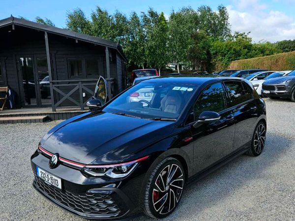 Volkswagen Golf Estate, Petrol, 2023, Black