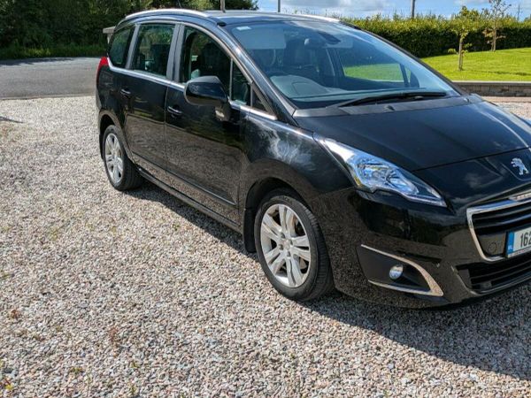 Peugeot 5008 MPV, Diesel, 2016, Black