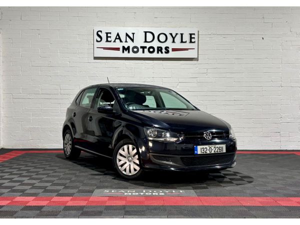 Volkswagen Polo Hatchback, Petrol, 2013, Black
