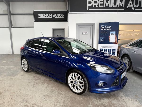 Ford Focus Hatchback, Petrol, 2014, Blue