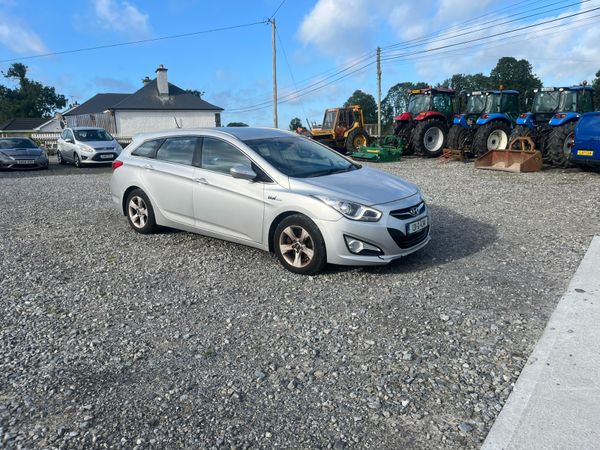 Hyundai i40 Estate, Diesel, 2013, Silver