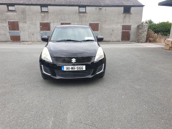 Suzuki Swift Hatchback, Petrol, 2014, Black