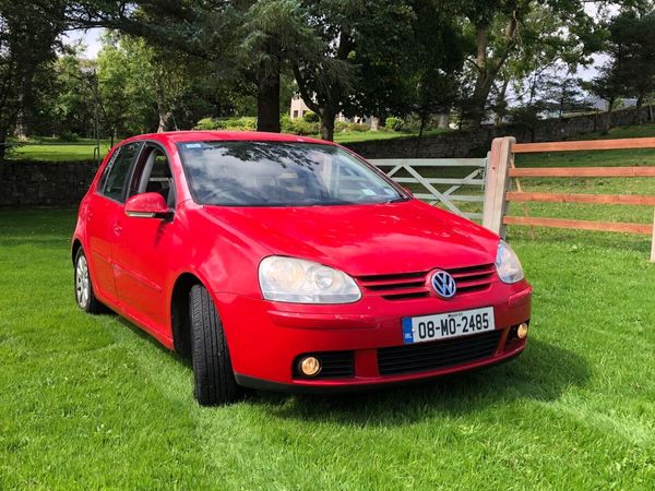 Volkswagen Golf Hatchback, Petrol, 2008, Red