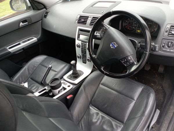 Volvo V50 Estate, Diesel, 2012, Silver