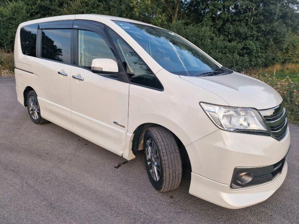 Nissan Serena MPV, Petrol Hybrid, 2013, White