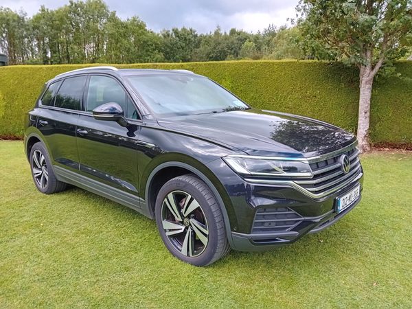 Volkswagen Touareg SUV, Diesel, 2021, Black