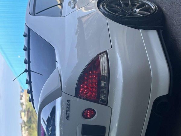 Toyota Altezza Saloon, Petrol, 1999, White