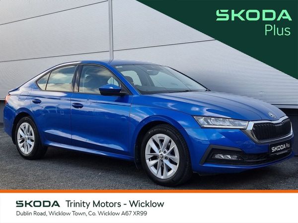 Skoda Octavia Saloon, Petrol, 2022, Blue