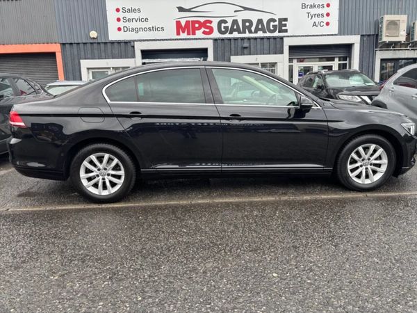 Volkswagen Passat Saloon, Diesel, 2017, Black