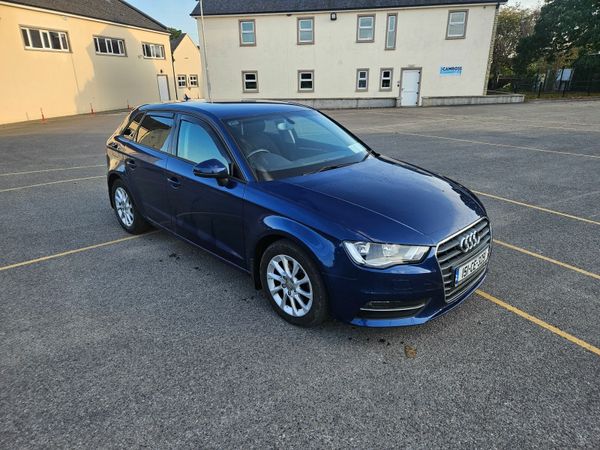 Audi A3 Hatchback, Diesel, 2015, Blue