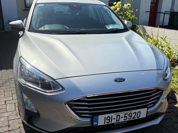 Ford Focus Hatchback, Petrol, 2019, Grey