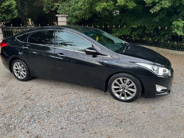 Hyundai i40 Saloon, Diesel, 2015, Black