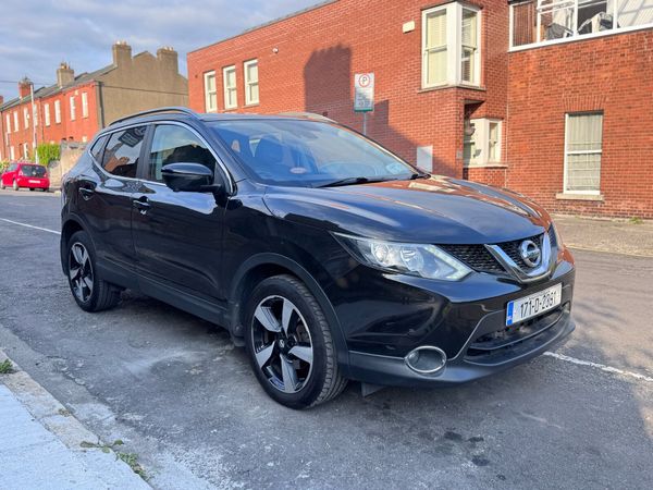 Nissan Qashqai SUV, Petrol, 2017, Black