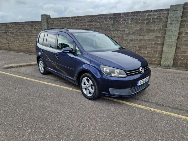 Volkswagen Touran MPV, Petrol, 2011, Blue