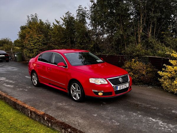 Volkswagen Passat Saloon, Diesel, 2008, Red