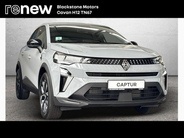 Renault Captur Hatchback, Petrol, 2025, Grey