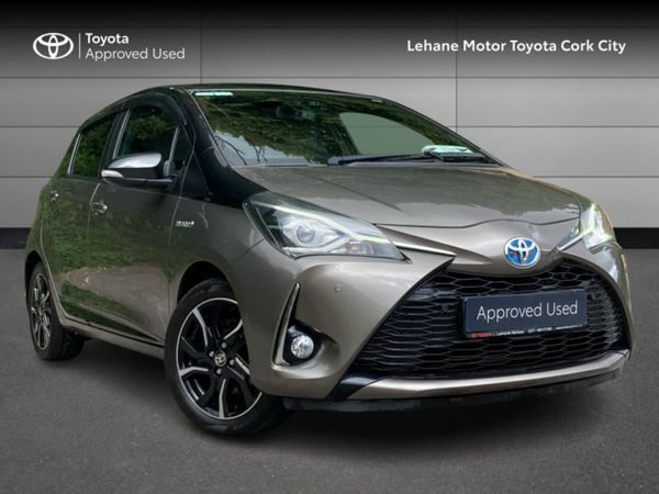 Toyota Yaris Hatchback, Petrol Hybrid, 2018, Grey