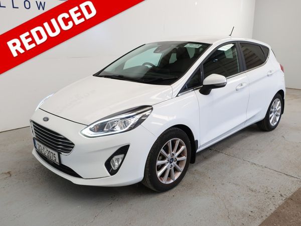 Ford Fiesta Hatchback, Petrol, 2021, White