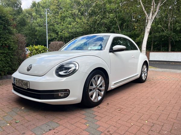 Volkswagen Beetle Hatchback, Petrol, 2012, White