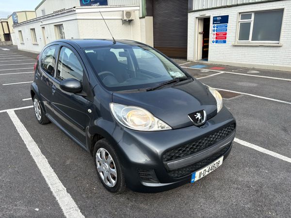 Peugeot 107 Hatchback, Petrol, 2011, Grey