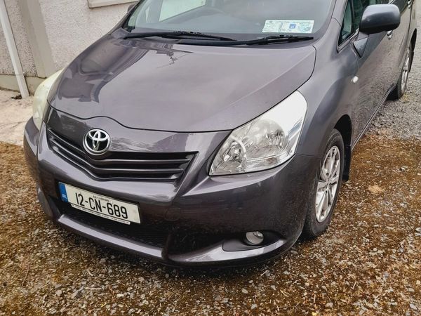 Toyota Verso MPV, Diesel, 2012, Grey