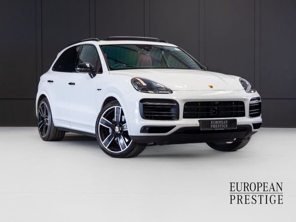Porsche Cayenne SUV, Petrol Plug-in Hybrid, 2023, White