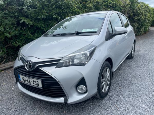 Toyota Yaris Hatchback, Petrol, 2016, Silver