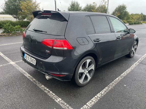 Volkswagen Golf Hatchback, Diesel, 2014, Black