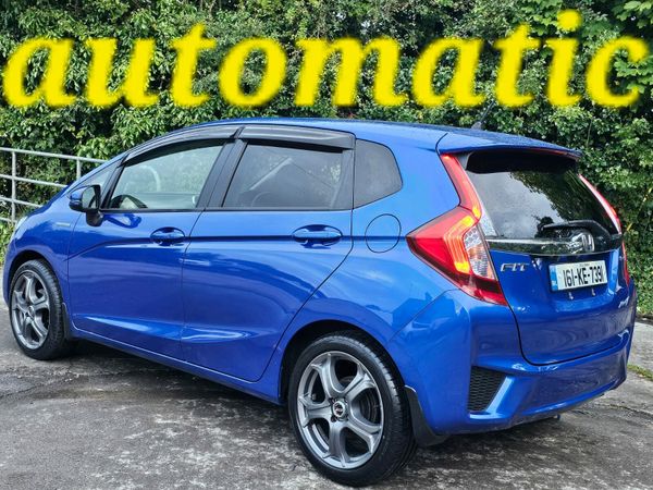 Honda Fit Hatchback, Petrol Hybrid, 2016, Blue