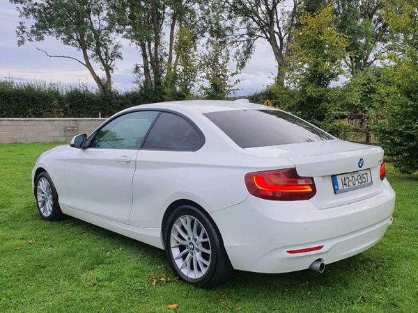 BMW 2-Series Coupe, Diesel, 2014, White