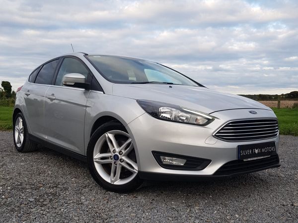 Ford Focus Hatchback, Petrol, 2016, Silver