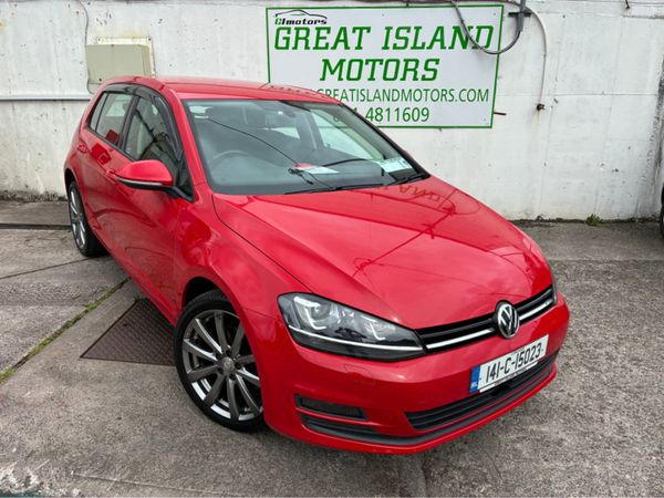 Volkswagen Golf Hatchback, Petrol, 2014, Red