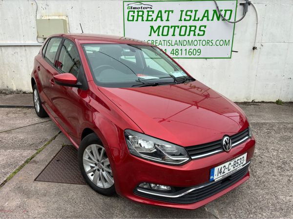Volkswagen Polo Hatchback, Petrol, 2014, Red