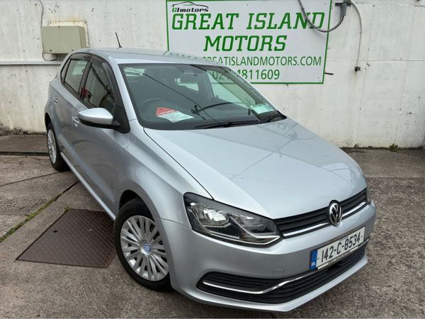 Volkswagen Polo Hatchback, Petrol, 2014, Silver