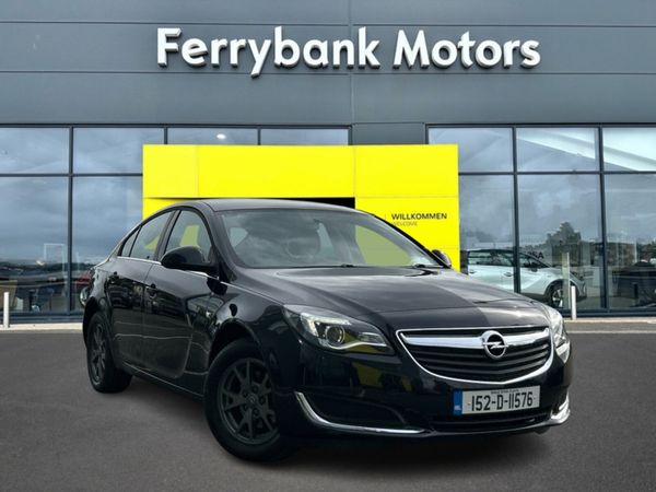 Opel Insignia Hatchback, Petrol, 2015, Black