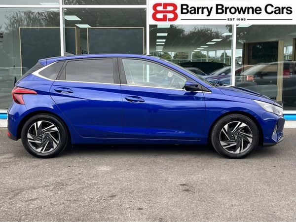 Hyundai i20 Hatchback, Petrol, 2023, Blue