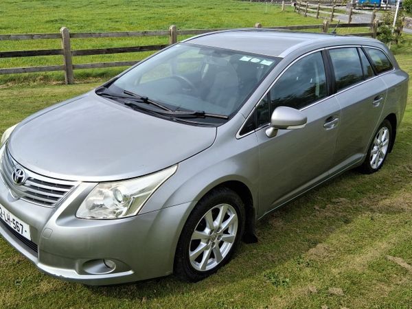 Toyota Avensis Estate, Diesel, 2012, Grey