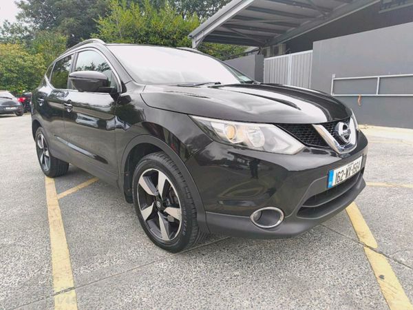 Nissan Qashqai Hatchback, Diesel, 2016, Black