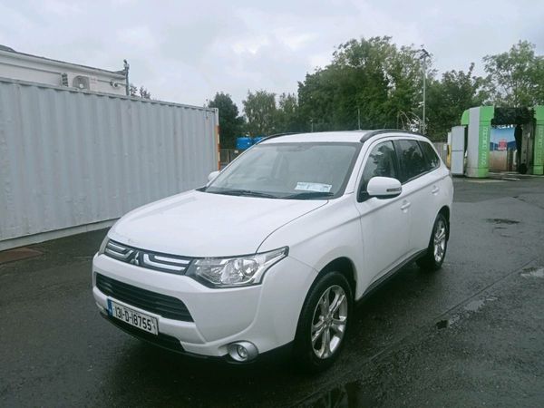 Mitsubishi Outlander SUV, Diesel, 2013, White