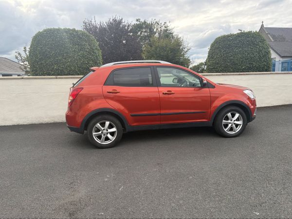 SsangYong Korando SUV, Diesel, 2013, Red