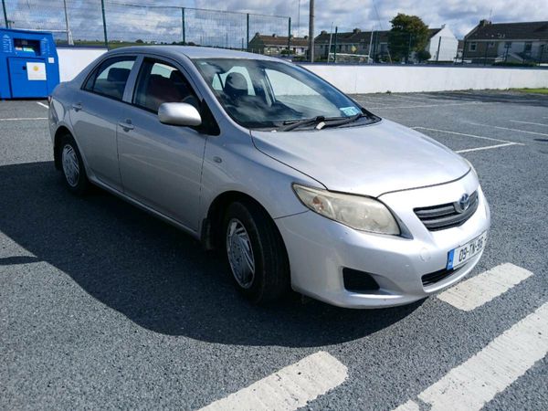 Toyota Corolla Saloon, Diesel, 2009, Silver