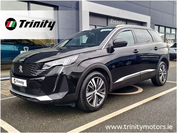 Peugeot 5008 MPV, Diesel, 2023, Black
