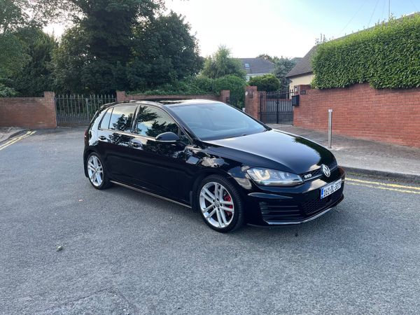 Volkswagen Golf Hatchback, Diesel, 2016, Black