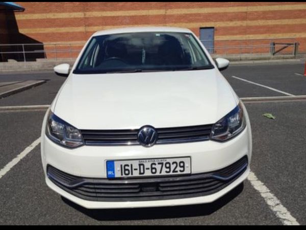 Volkswagen Polo Hatchback, Petrol, 2016, White