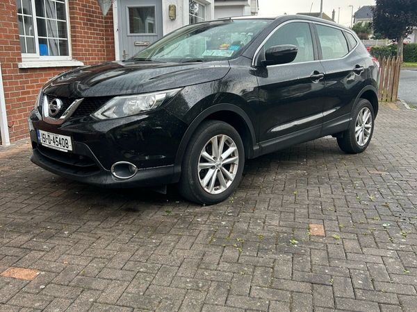 Nissan Qashqai Hatchback, Petrol, 2015, Black