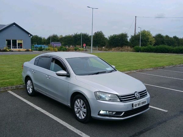 Volkswagen Passat Saloon, Diesel, 2012, Silver